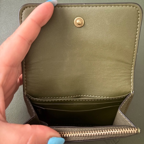 Coach Essential Flap Wallet - olive green, gold accents - Picture 4 of 5